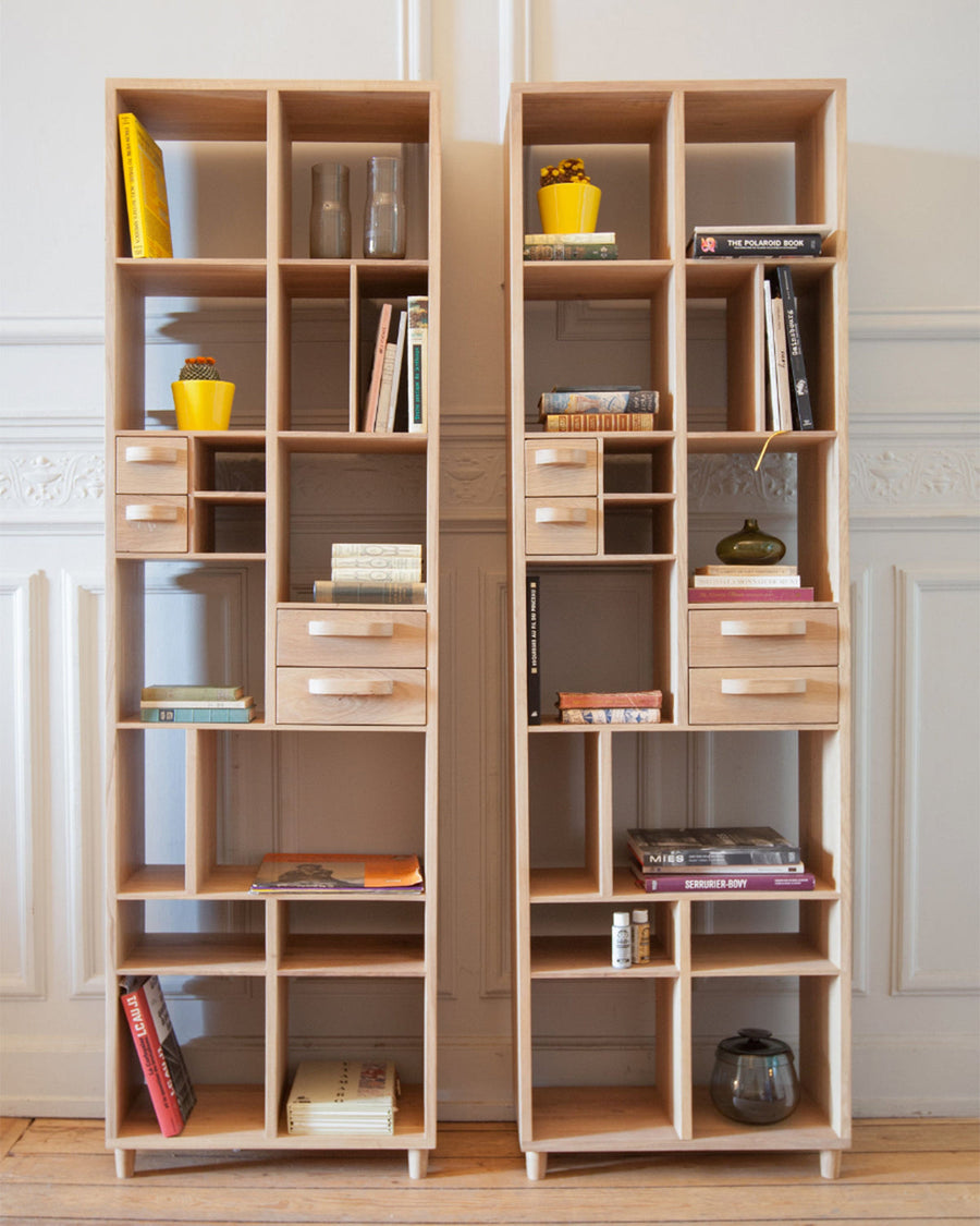 Pirouette Bookshelf - Oak